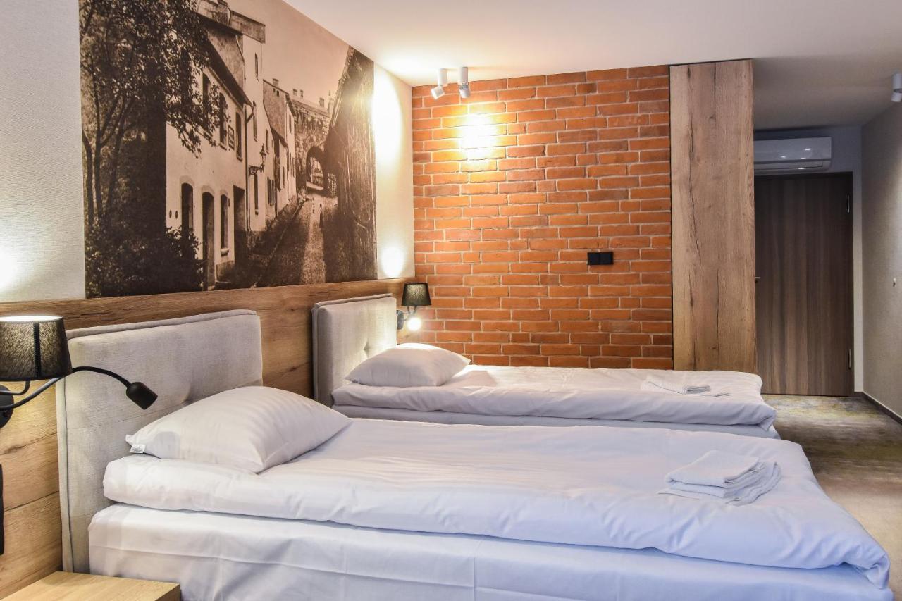 Strzelnica Hotel I Restauracja Starogard Gdanski Bagian luar foto