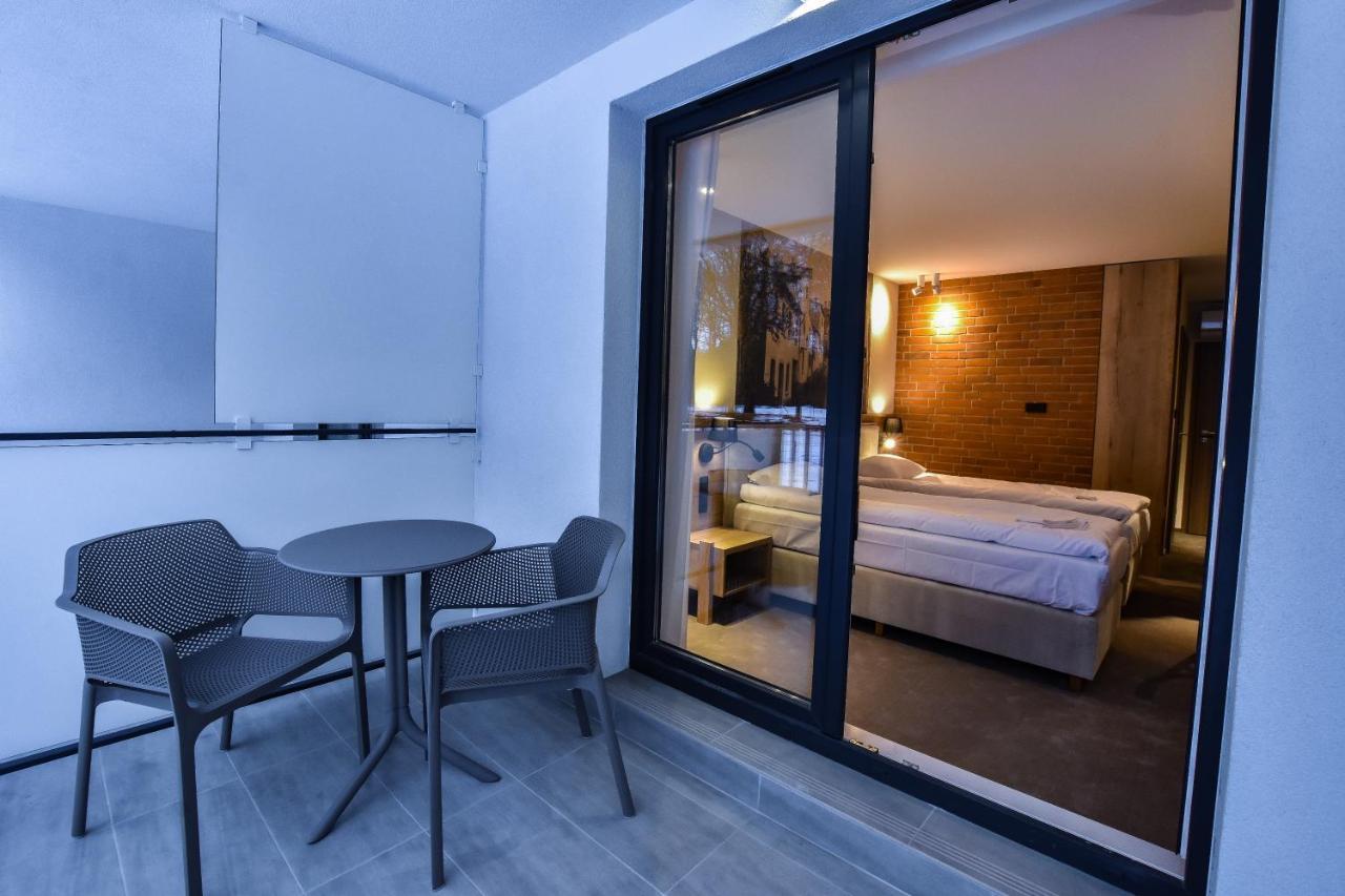 Strzelnica Hotel I Restauracja Starogard Gdanski Bagian luar foto