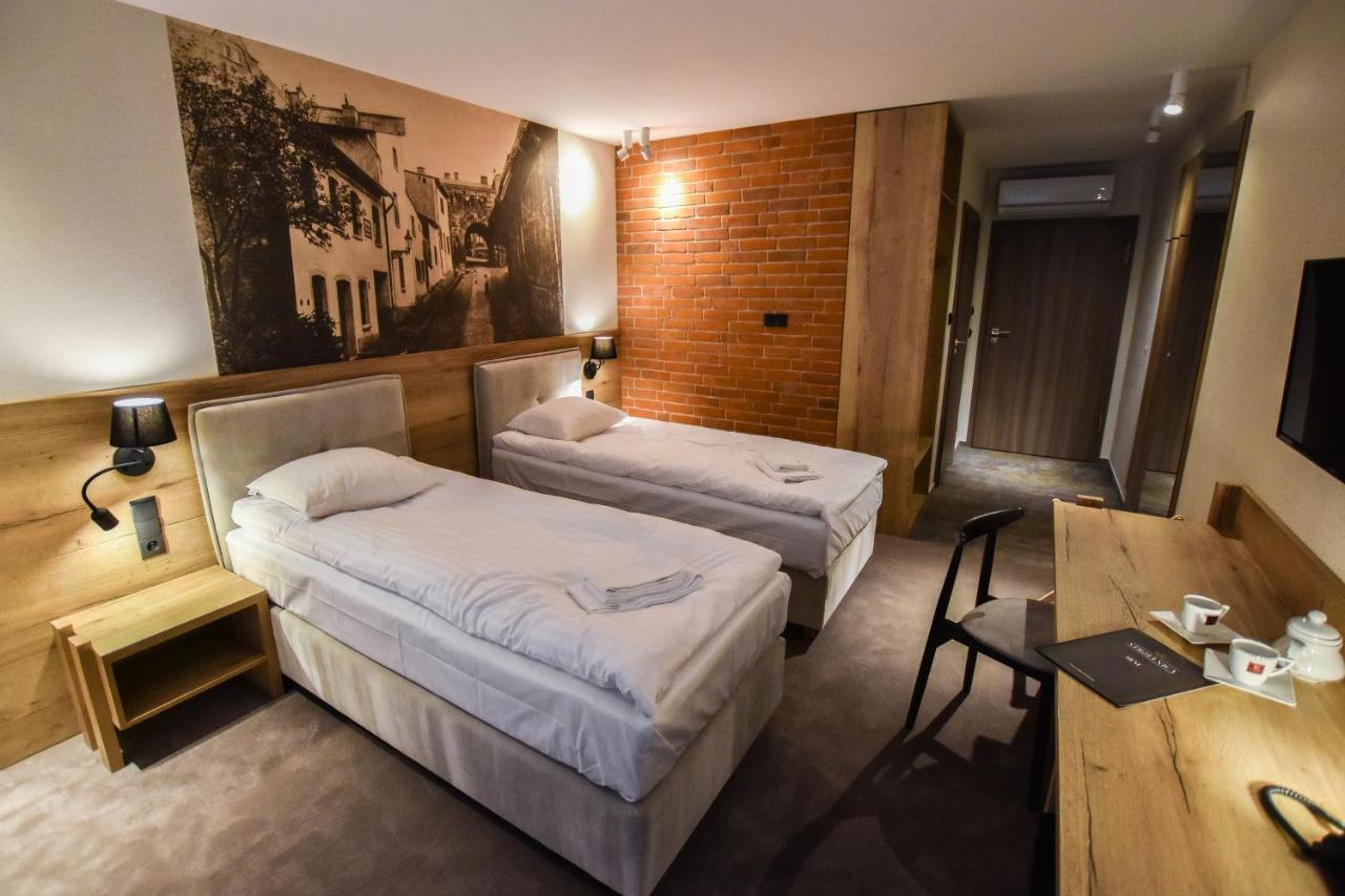 Strzelnica Hotel I Restauracja Starogard Gdanski Bagian luar foto